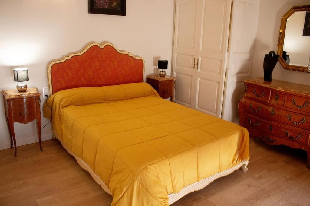 Gite En Provence Proche Avignon Sauveterre  Exterior foto